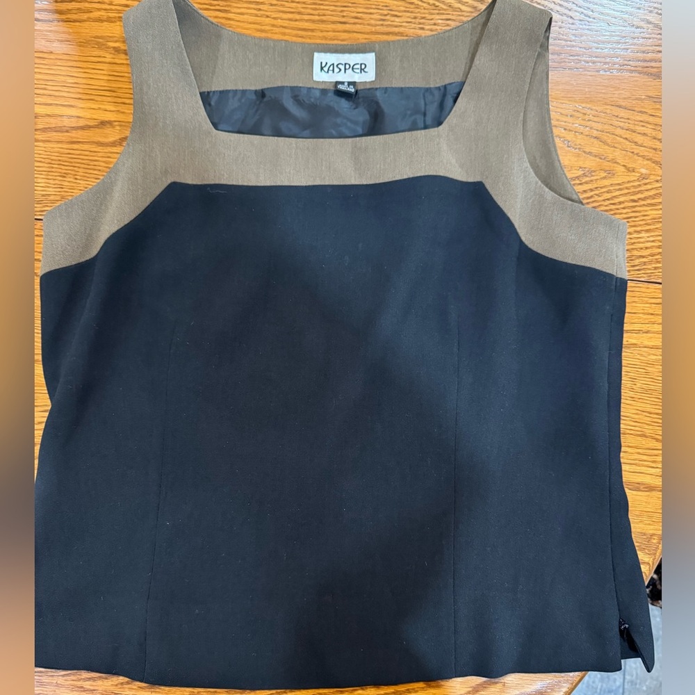 Kasper Women's Black and Brown Top